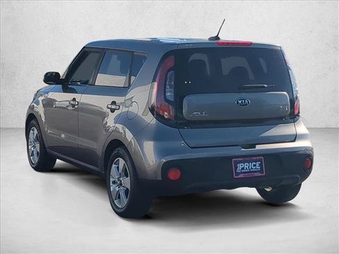 Used 2018 Kia Soul FWD image 8