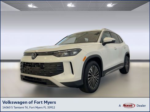 New 2026 Volkswagen Tiguan S image 1