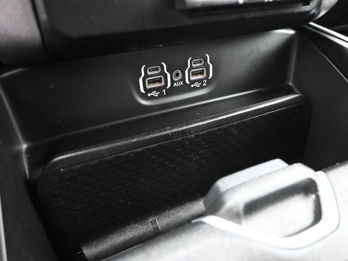 Used 2020 RAM 1500 Big Horn image 18