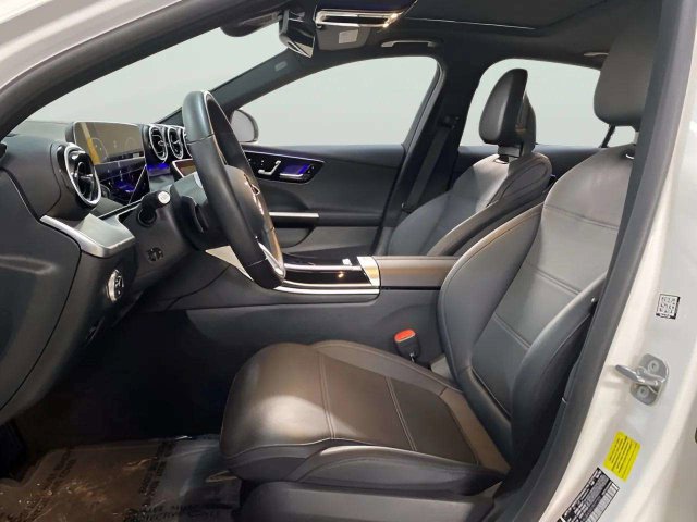 Used 2025 Mercedes-Benz C 300 Sedan image 20
