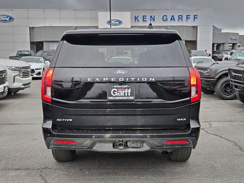Used 2025 Ford Expedition Max Active AWD/4WD image 7