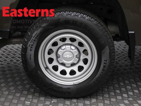 Used 2024 Chevrolet Colorado W/T image 29