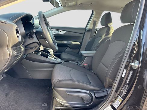 Used 2024 Kia Forte LXS image 22