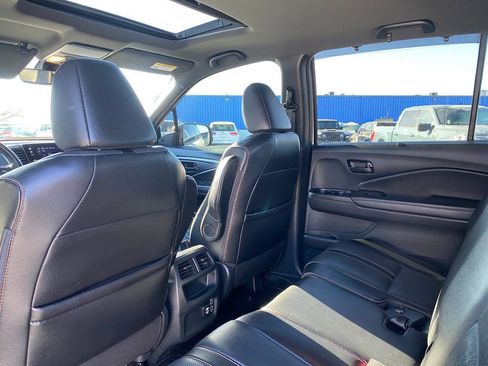 Certified 2022 Honda Passport TrailSport image 17