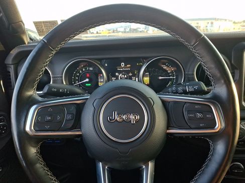 Certified 2023 Jeep Wrangler Unlimited Sahara w/ Cold Weather Group AWD/4WD image 18