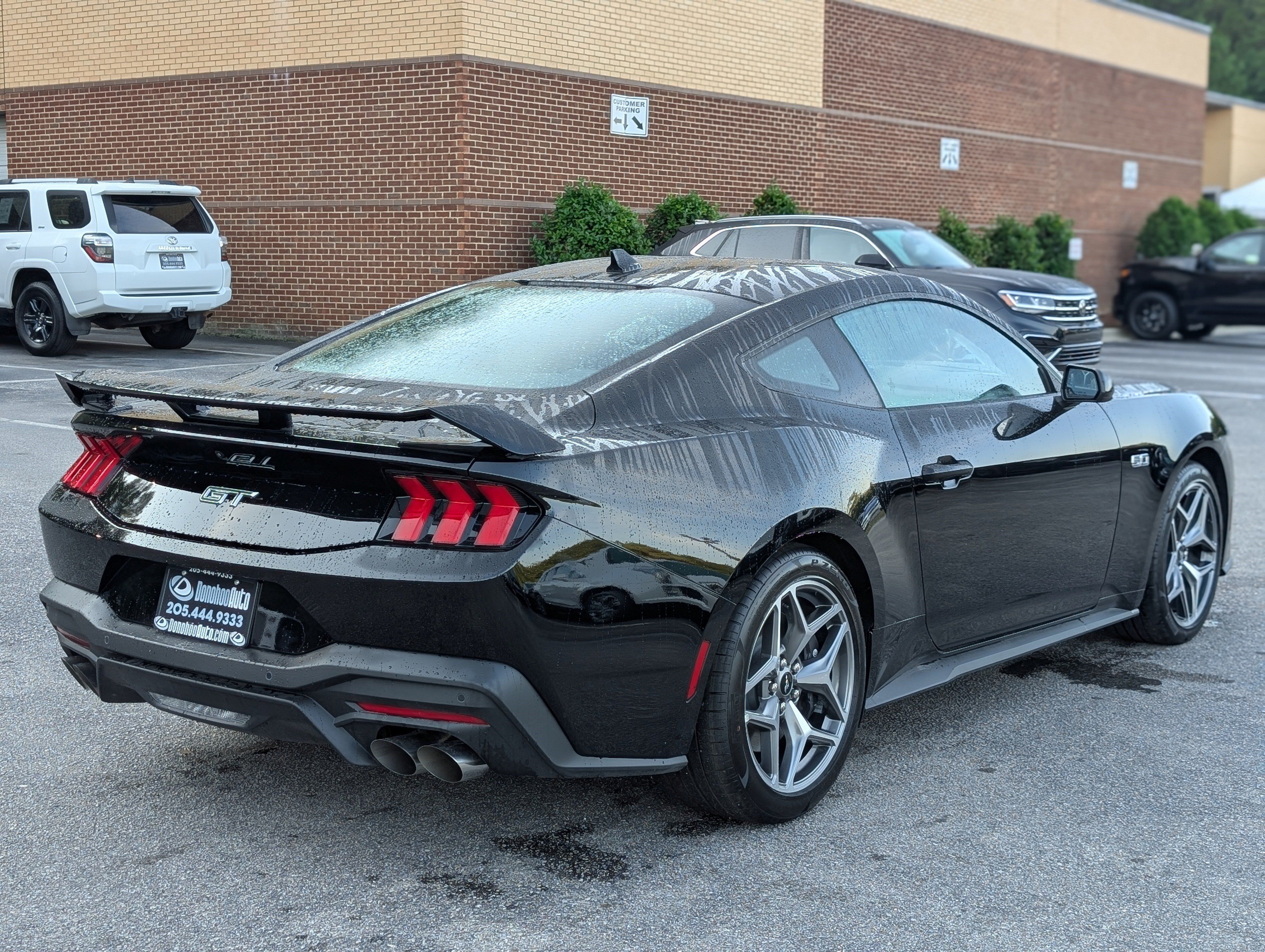 Used 2026 Ford Mustang GT Premium w/ GT Performance Package RWD image 9