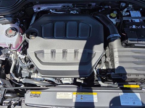 New 2025 Volkswagen Golf SE image 17