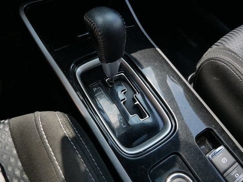 Used 2018 Mitsubishi Outlander LE AWD/4WD image 24