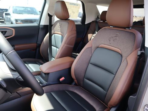 New 2025 Ford Bronco Sport Outer Banks w/ Outer Banks Tech Package+ image 33