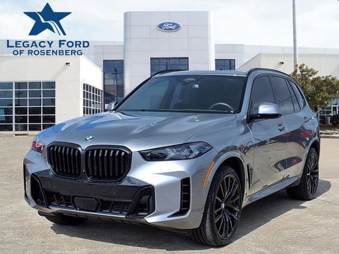 Used 2026 BMW X5 sDrive40i w/ M Sport Package image 1