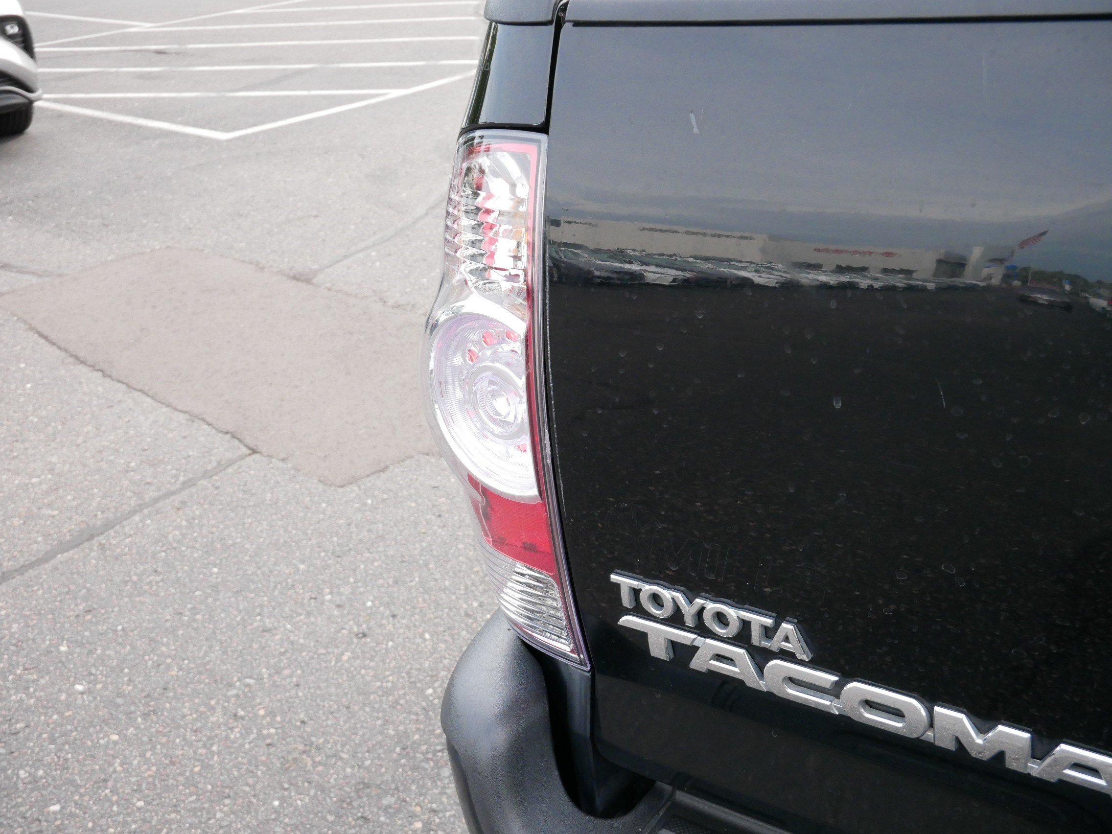 Used 2011 Toyota Tacoma 4x4 Regular Cab image 17