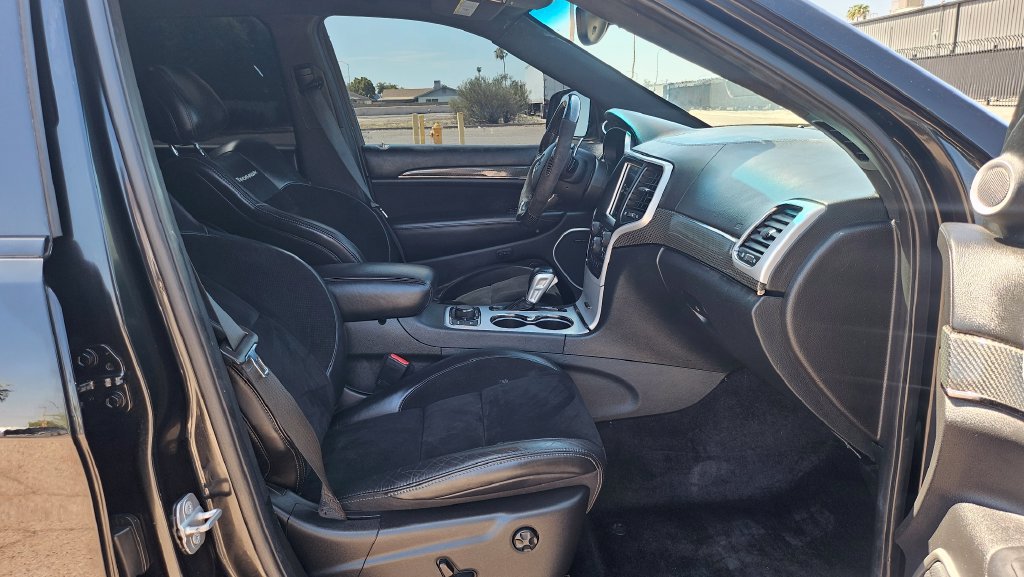 Used 2018 Jeep Grand Cherokee Trackhawk AWD/4WD image 22