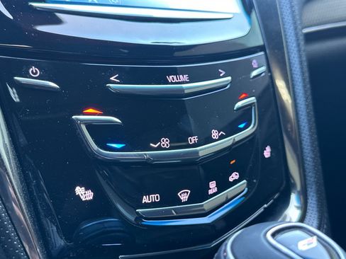 Used 2018 Cadillac CTS V w/ Carbon Fiber Package RWD image 30