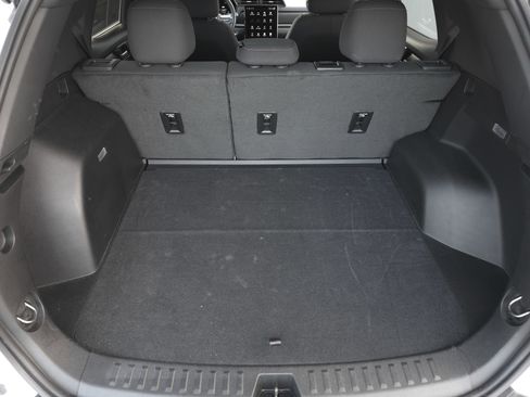 Used 2025 GMC Terrain Elevation image 30