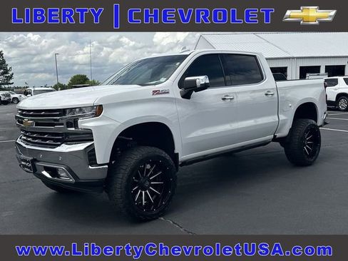 Used 2021 Chevrolet Silverado 1500 LTZ AWD/4WD image 1