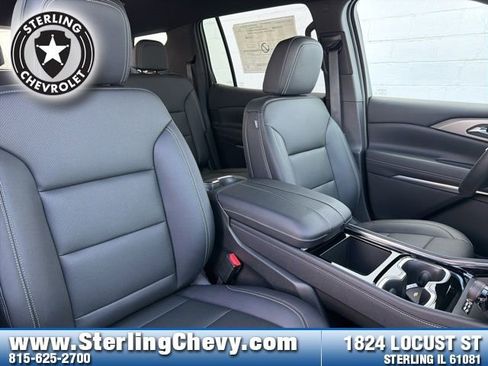 New 2026 Chevrolet Traverse LT FWD image 12