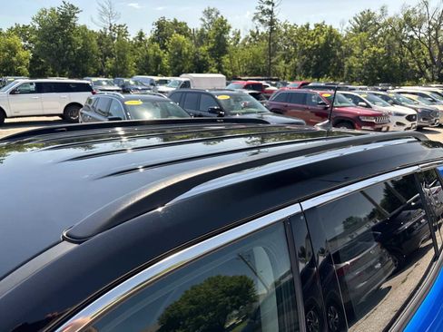 Used 2022 Jeep Compass Limited image 15