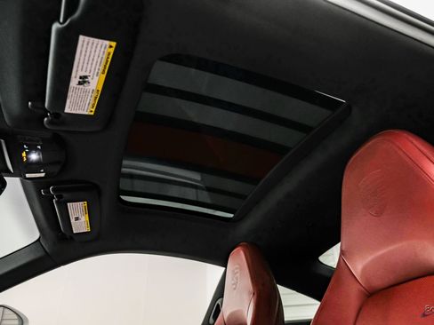 Used 2020 Porsche 911 Carrera RWD image 42