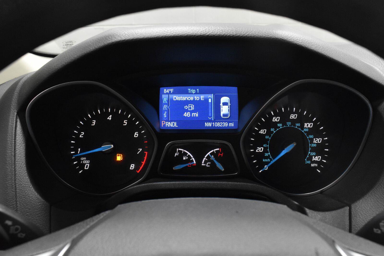 Used 2014 Ford Focus SE w/ SE Winter Package FWD image 17