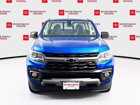 Used 2022 Chevrolet Colorado Z71 AWD/4WD image 2