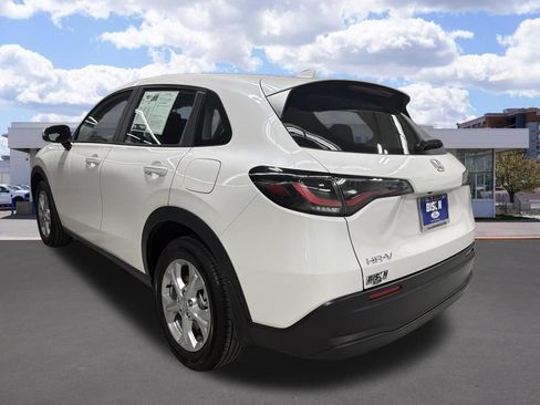 Used 2025 Honda HR-V LX image 5