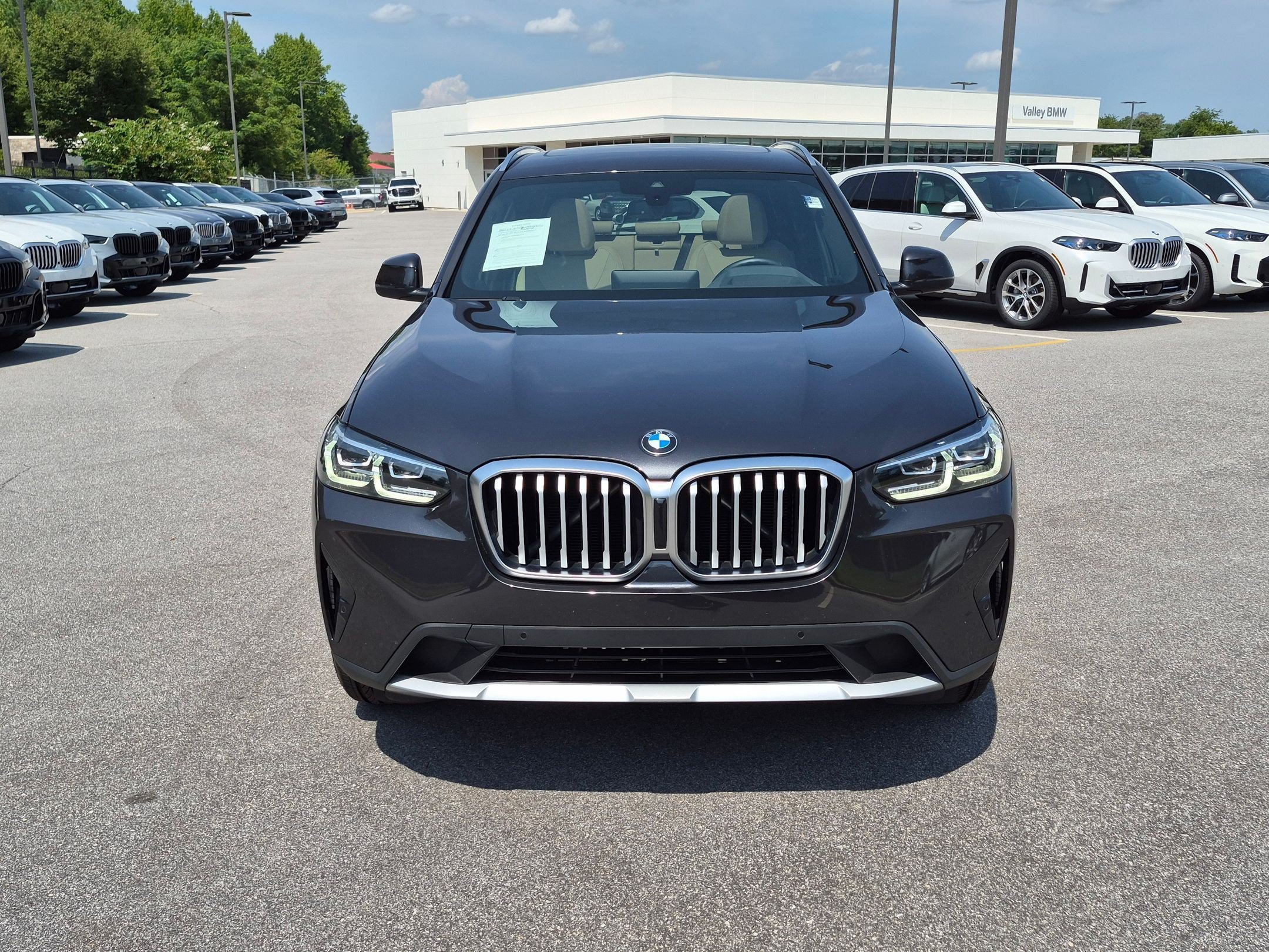 Used 2024 BMW X3 xDrive30i w/ Premium Package w/ZPA AWD/4WD image 8