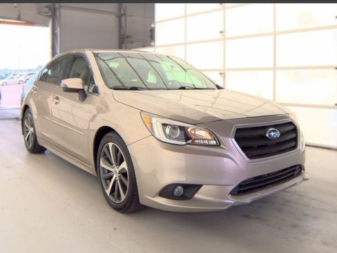 Used 2016 Subaru Legacy 3.6R Limited AWD/4WD image 4