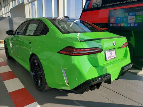 New 2026 BMW M5 w/ Carbon Package image 4