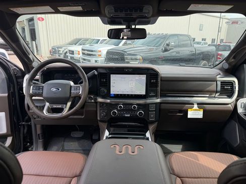 New 2026 Ford F250 King Ranch w/ Chrome Package AWD/4WD image 13
