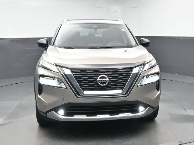 Used 2021 Nissan Rogue Platinum FWD image 2