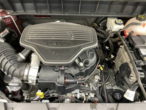 Used 2019 GMC Acadia SLT AWD/4WD image 48
