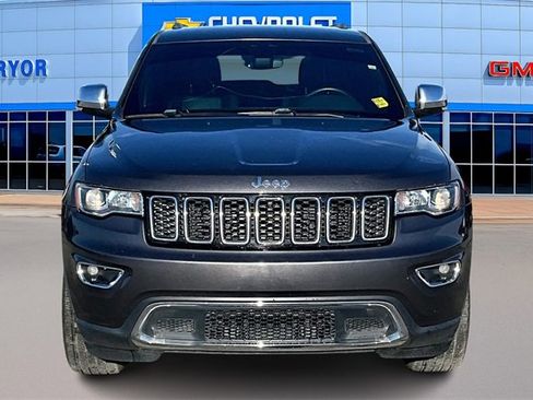 Used 2019 Jeep Grand Cherokee Limited w/ Trailer Tow Group IV image 2