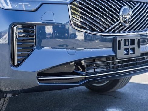 New 2026 Volvo XC90 B6 Ultra w/ Protection Package Premier image 13