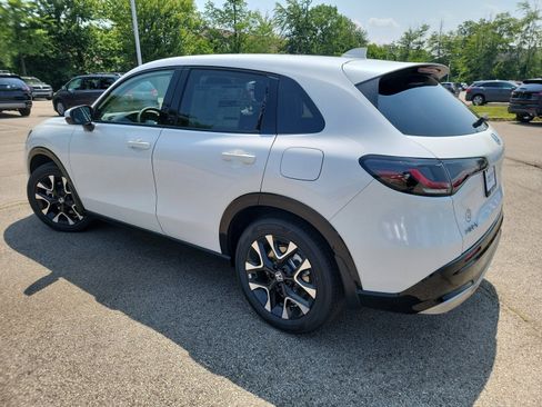 New 2026 Honda HR-V EX-L image 17