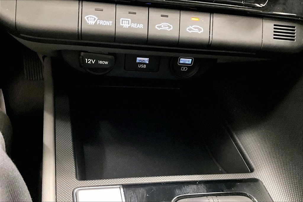 Certified 2023 Hyundai Elantra SEL w/ Preferred Accessory Package FWD image 24