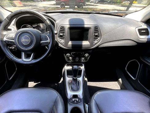 Used 2019 Jeep Compass Latitude w/ Popular Equipment Group FWD image 7