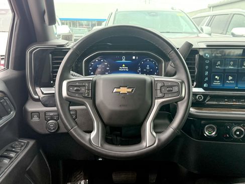 Certified 2023 Chevrolet Silverado 1500 LT image 24