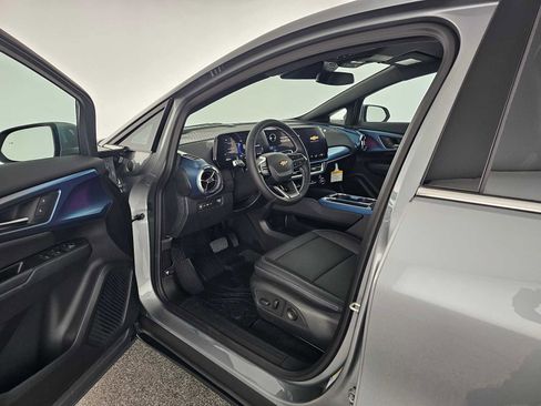 New 2026 Chevrolet Equinox EV LT image 19