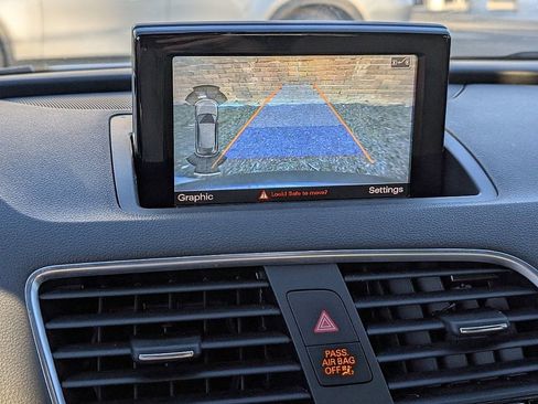 Used 2018 Audi Q3 2.0T Premium Plus w/ Premium Plus Package image 13