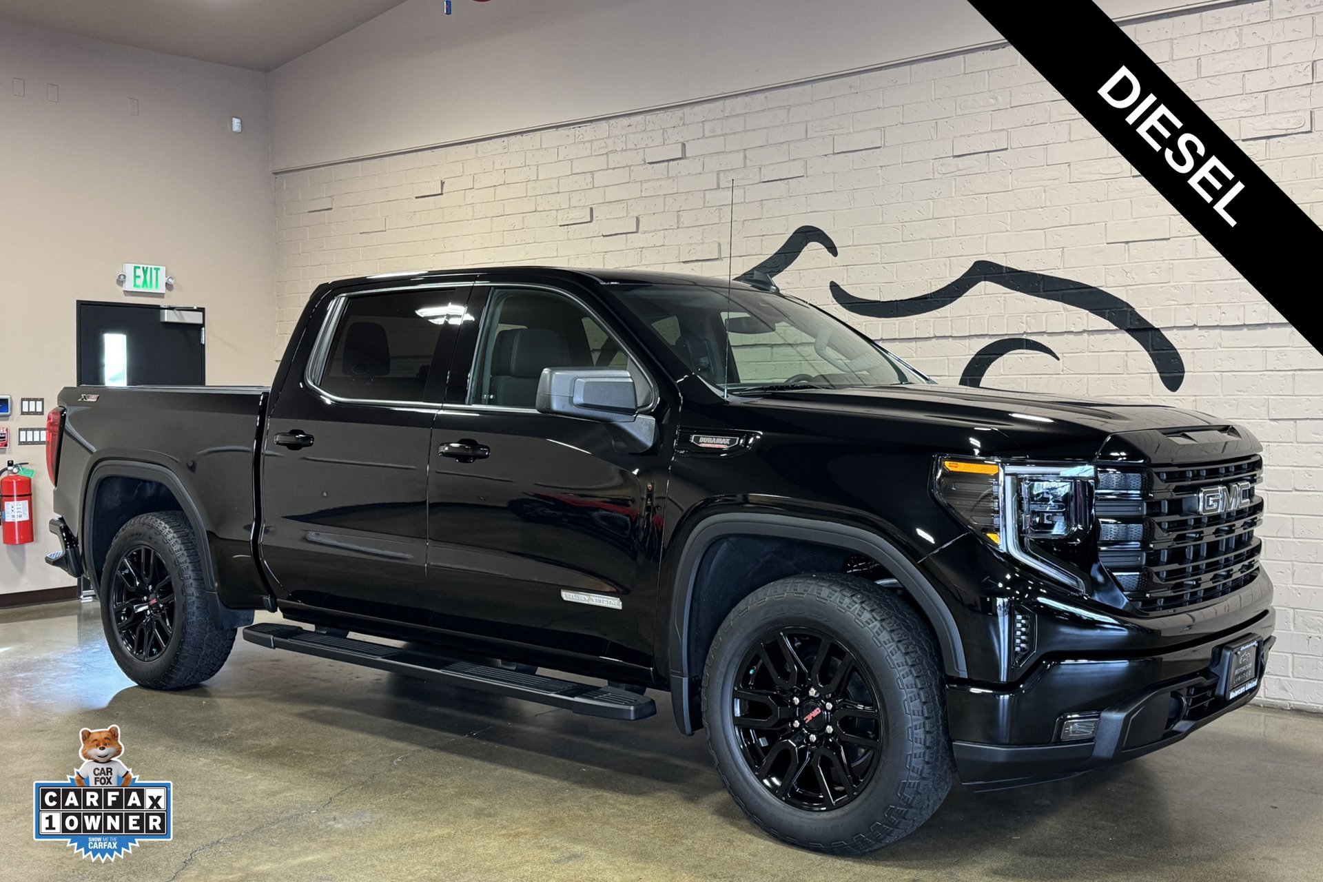 Used 2024 GMC Sierra 1500 Elevation w/ LPO, Elevation Black Package AWD/4WD image 1