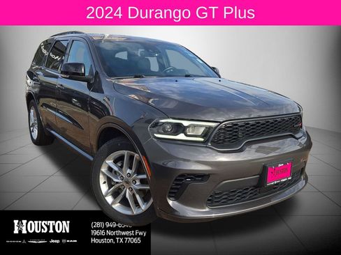 Used 2024 Dodge Durango GT image 1