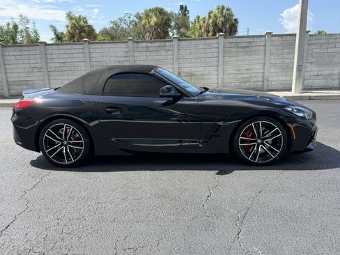 Used 2022 BMW Z4 M40i w/ Premium Package RWD image 7