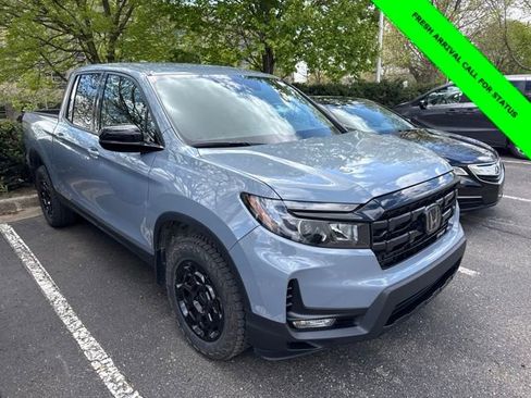 Used 2025 Honda Ridgeline Sport+ image 4