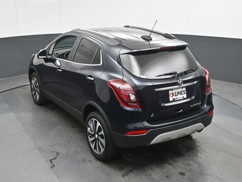 Used 2021 Buick Encore Preferred AWD/4WD image 37