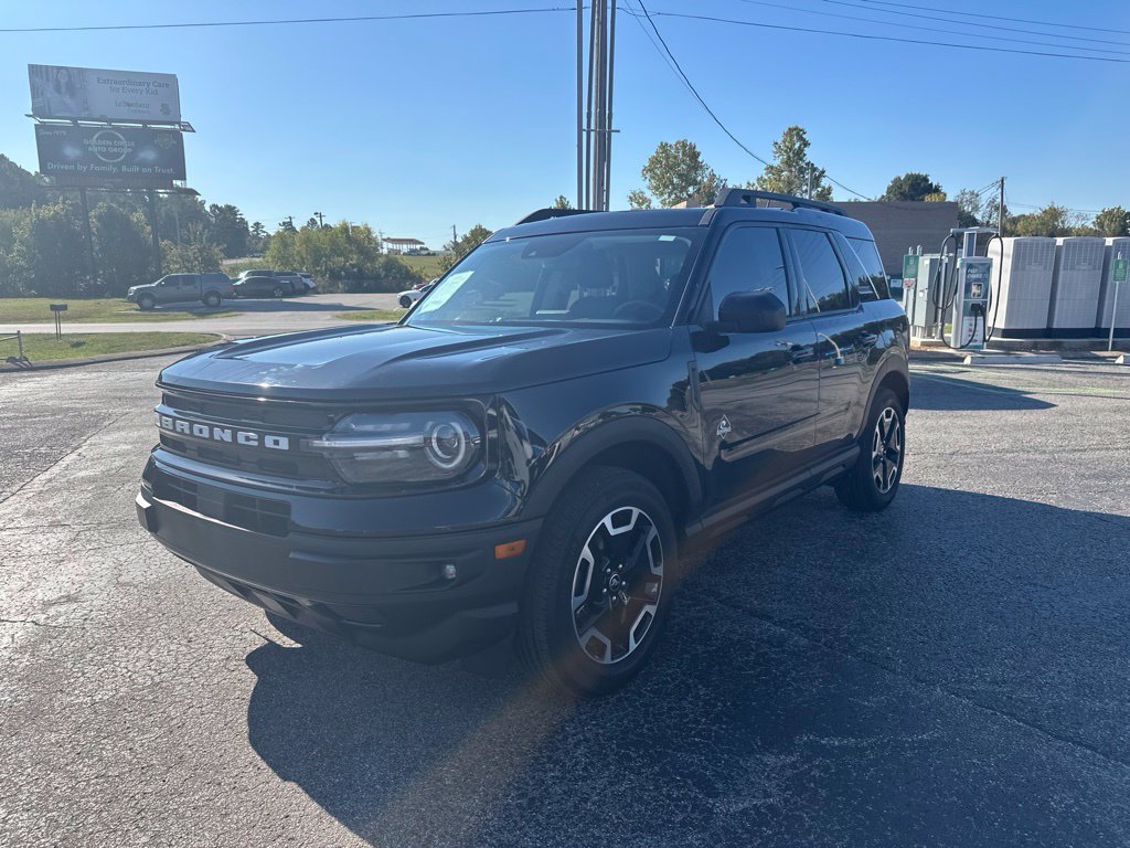 Used 2023 Ford Bronco Sport Outer Banks w/ Tech Package AWD/4WD image 7
