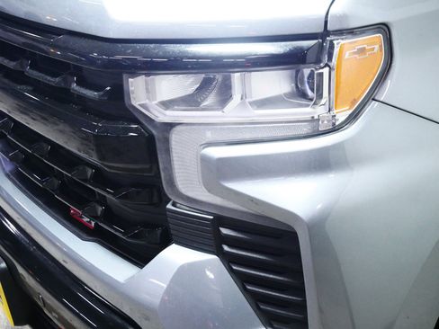 Used 2025 Chevrolet Silverado 1500 LT Trail Boss w/ LT Trail Boss Premium Package image 16