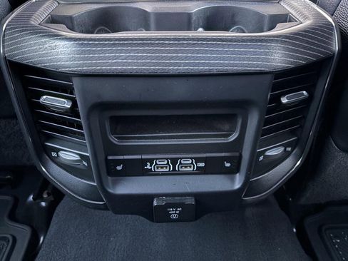 Used 2019 RAM 2500 Limited image 33