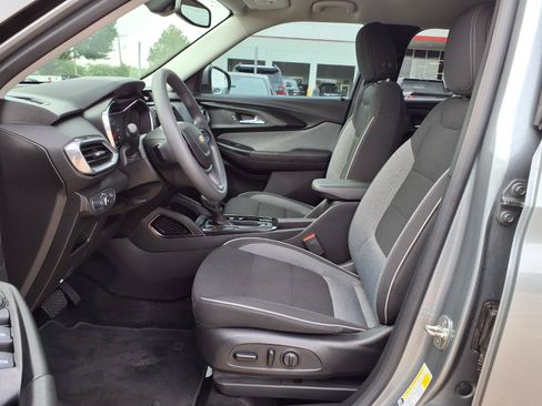 Used 2023 Chevrolet TrailBlazer LT w/ Convenience Package AWD/4WD image 24