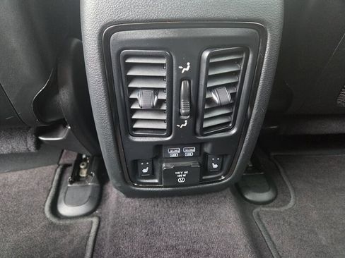 Used 2018 Dodge Durango R/T w/ Trailer Tow Group IV image 13