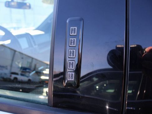 Used 2019 Ford F150 XLT w/ Equipment Group 302A Luxury image 11